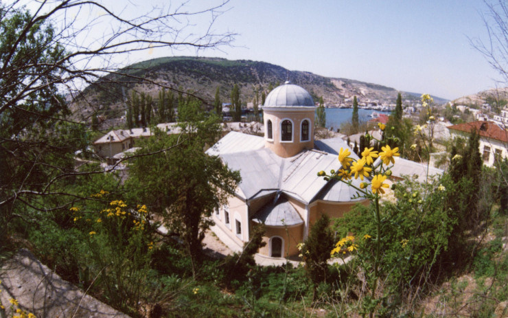 Храм 12 апостолов в Балаклаве после реставрации
